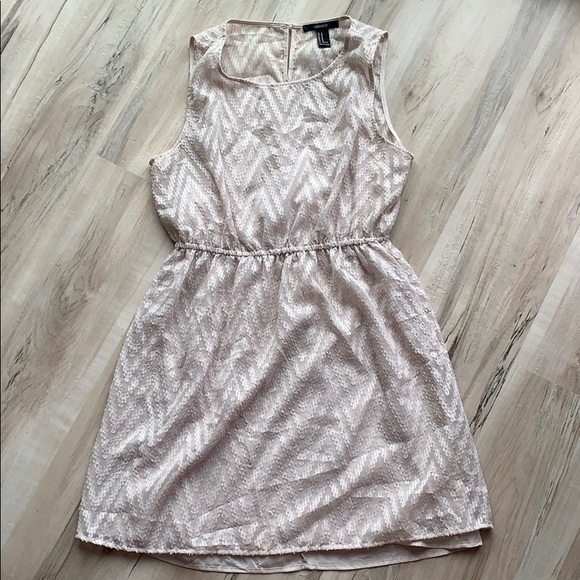 Forever 21 Dresses & Skirts - Forever 21 Sleeveless Knee Length Dress Size M